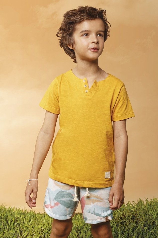 11877cj conjunto moda infantil menino bugbee verao amarela bata botoes estampa basica frente