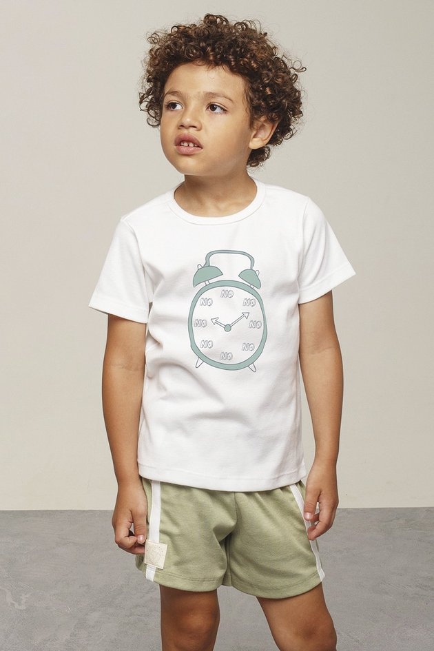 11947cj conjunto camiseta bermuda moda infantil menino bugbee verao pijama estampa off white branca verde frente